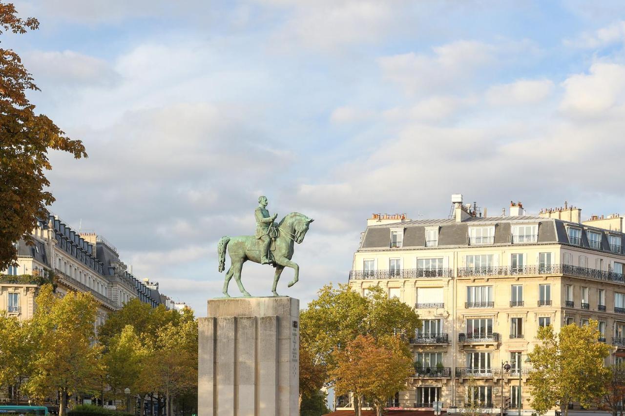 Victor Hugo Flat Apartment Paris Exterior photo